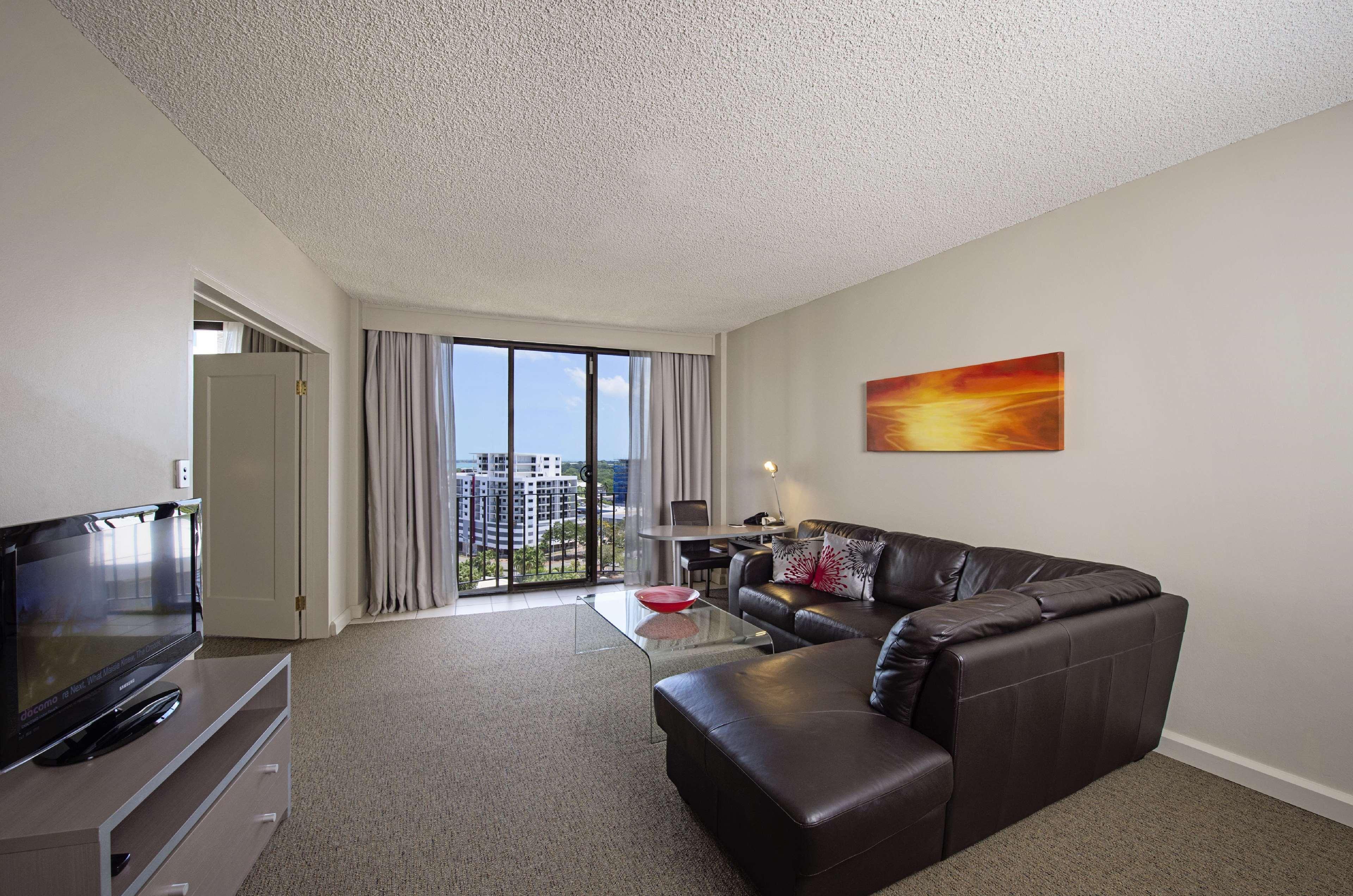 Hilton Garden Hotel 4*