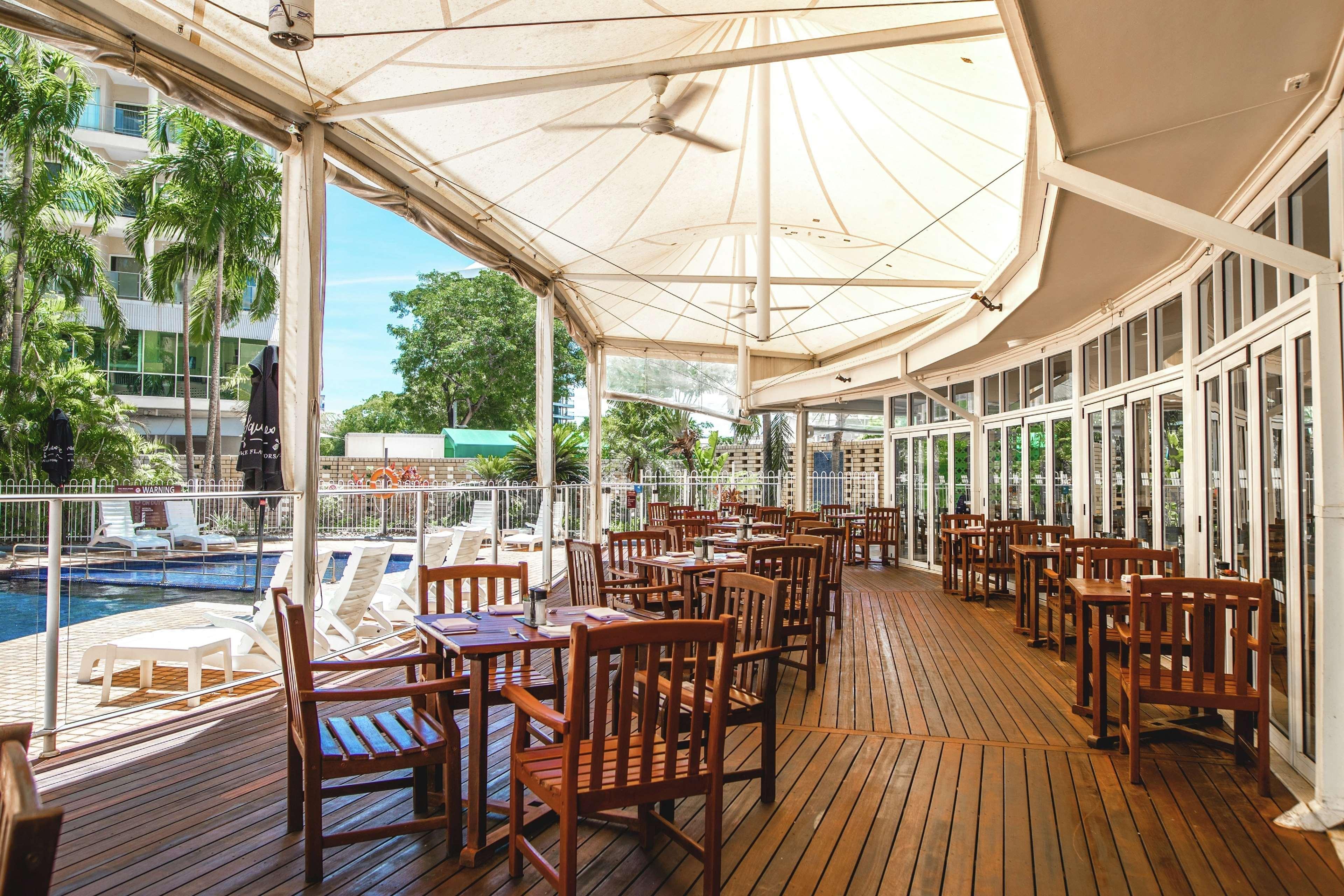 Hilton Garden Hotel 4*