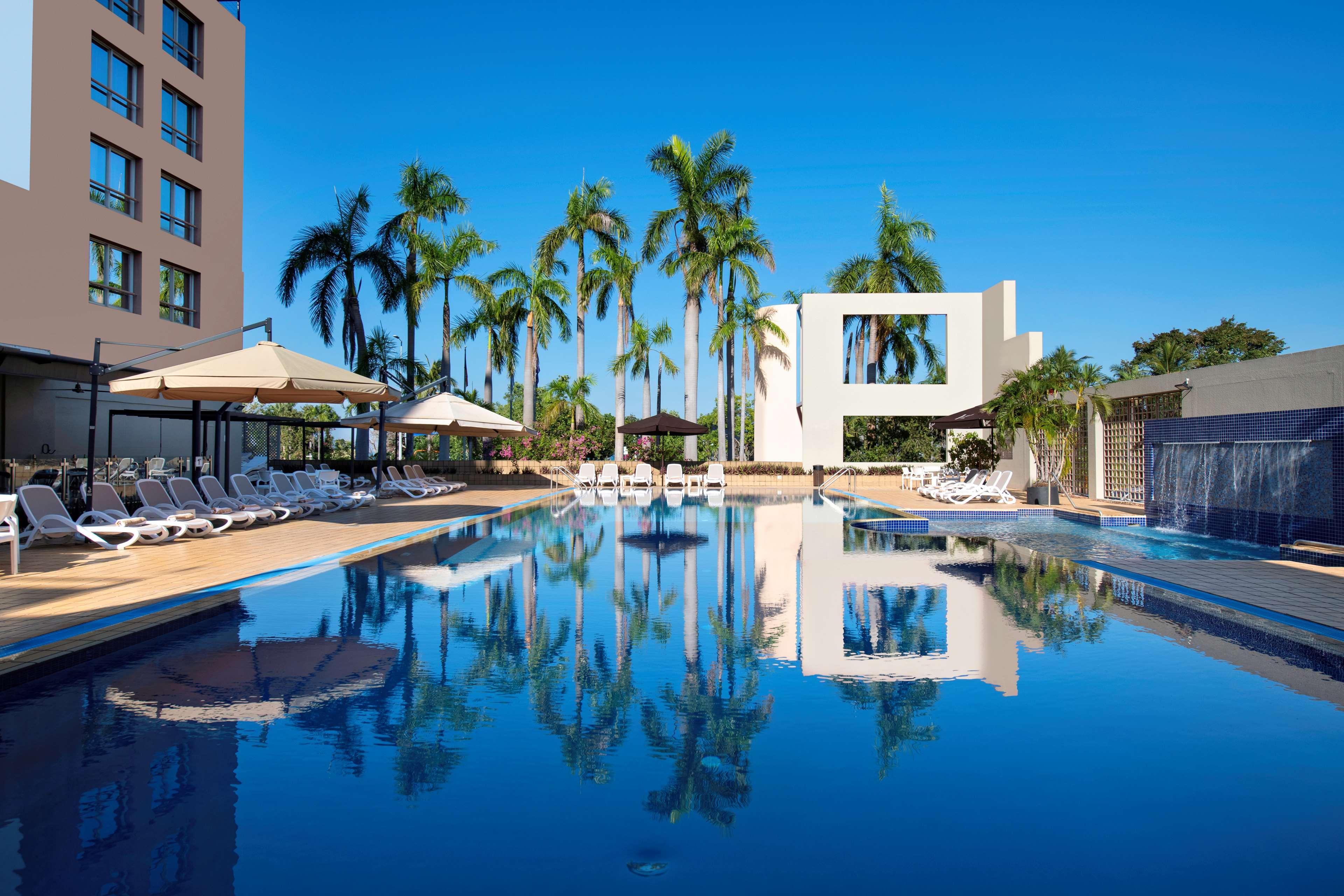 Hilton Garden Hotel 4*